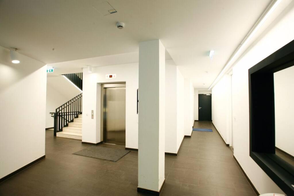 Top Central Apartment On Karlsplatz เวียนนา ภายนอก รูปภาพ